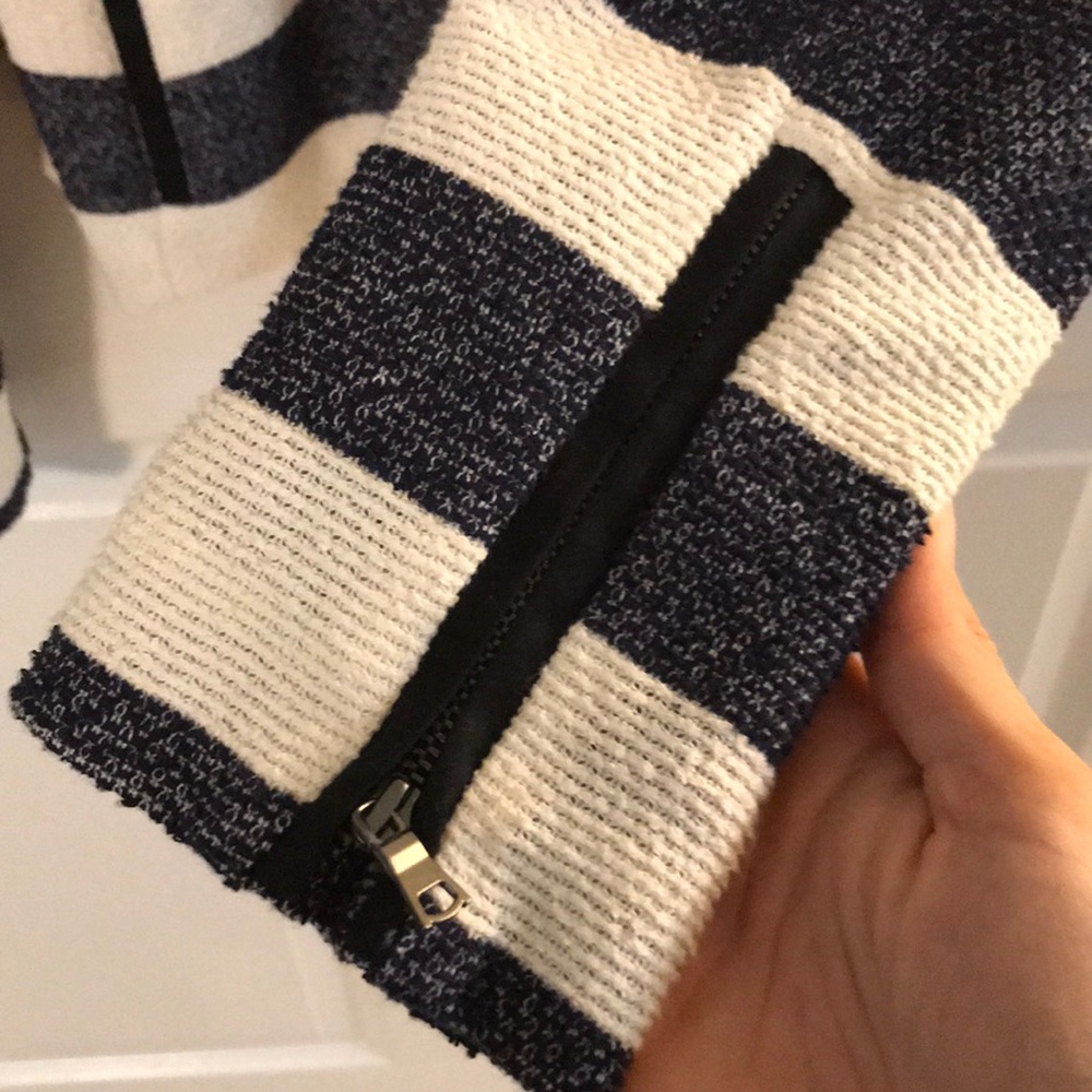 Gap Striped Jacket - image 3